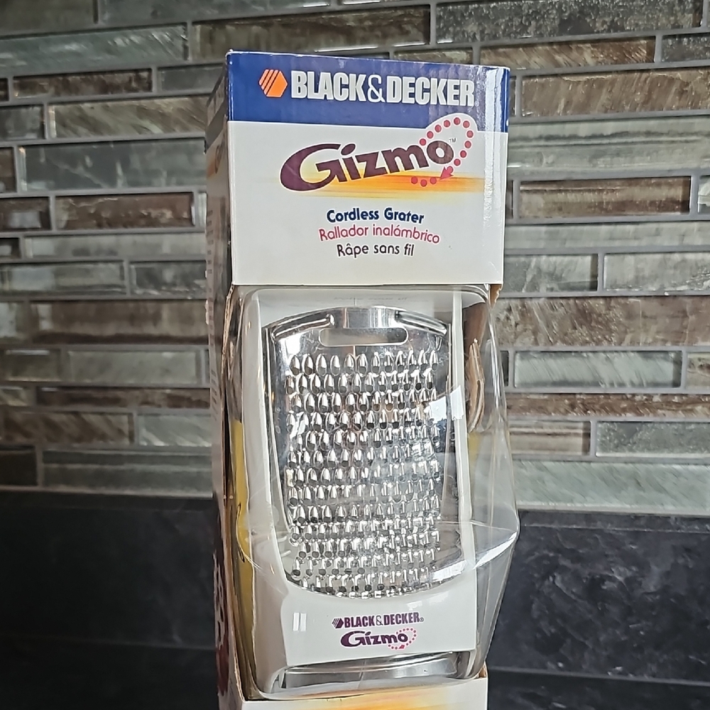 Black & Decker Gizmo Cordless Grater - White